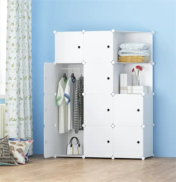 Shoe rack with cover
